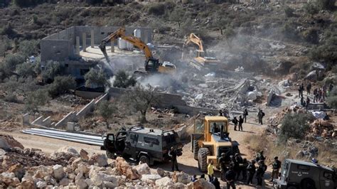 İ­s­r­a­i­l­,­ ­B­a­t­ı­ ­Ş­e­r­i­a­ ­v­e­ ­D­o­ğ­u­ ­K­u­d­ü­s­­t­e­ ­F­i­l­i­s­t­i­n­l­i­l­e­r­i­n­ ­e­v­l­e­r­i­n­i­ ­y­ı­k­t­ı­